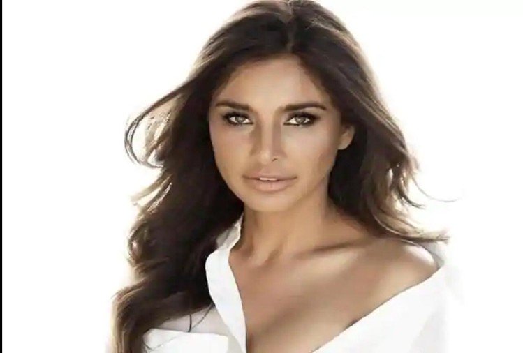 lisa ray