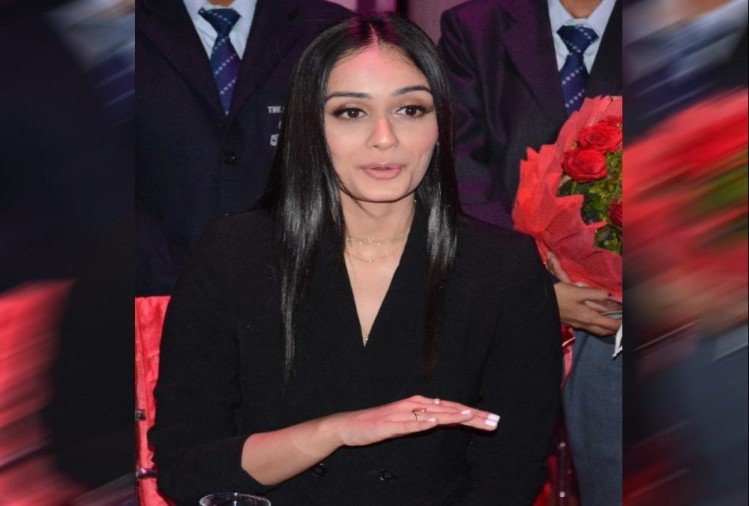 Manushi chhillar