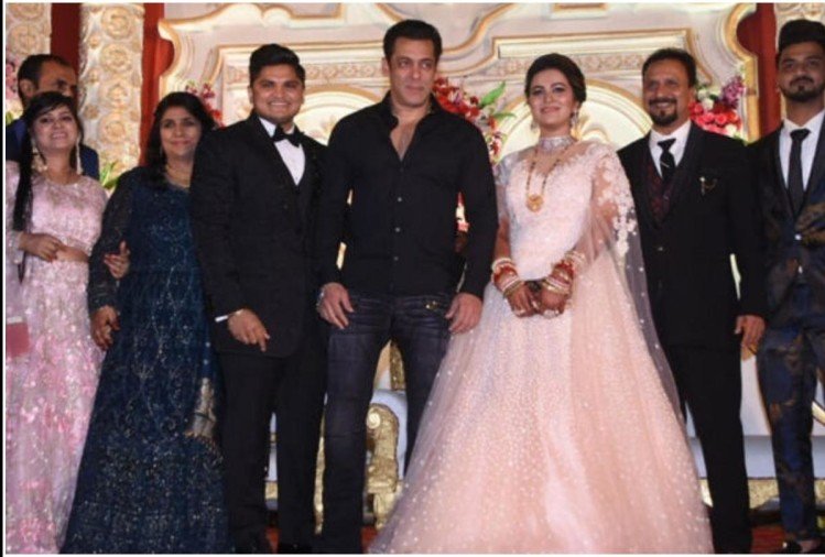 Salman Khan at makeup artist son wedding
